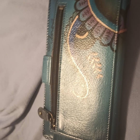 Wallet - Picture 2 of 3